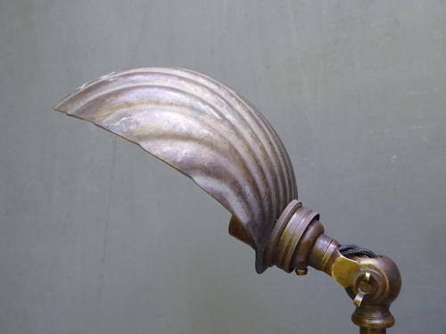Pullman Lamp