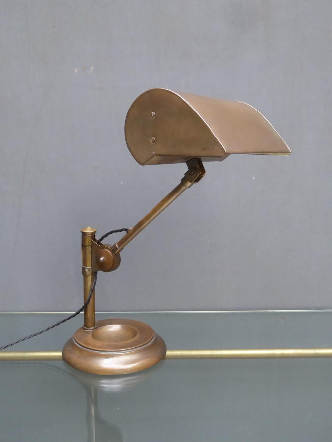 Articulated Bankers Lamp