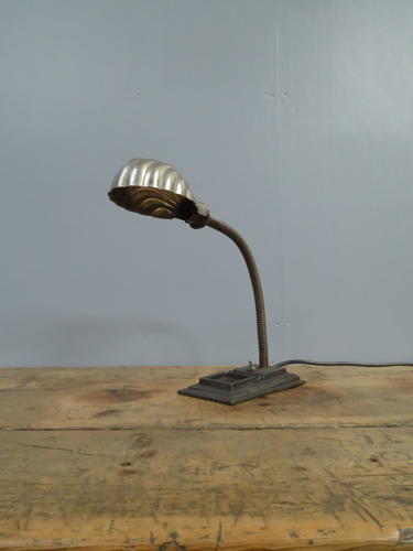 Shell Desk Lamp