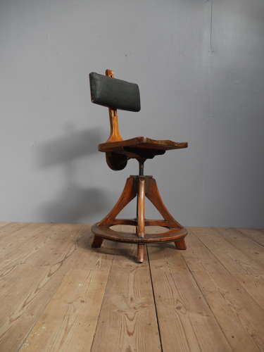 Glenister Artist's Chair