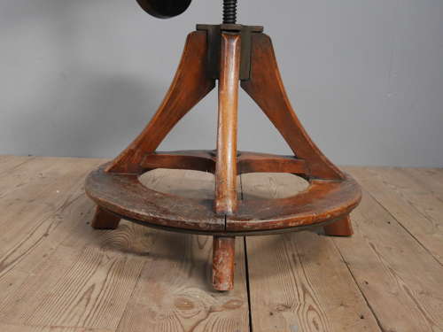 Glenister Artist's Chair