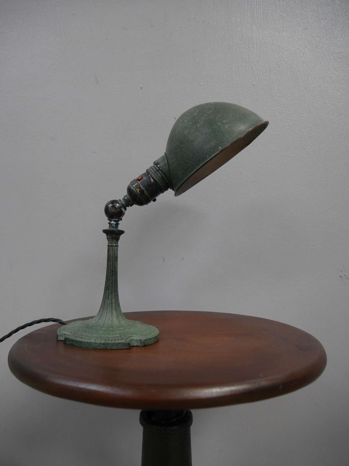 Early Desk Lamp