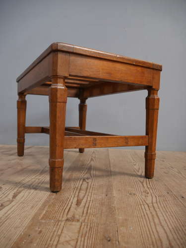 Schoolbred Oak Luggage Rack