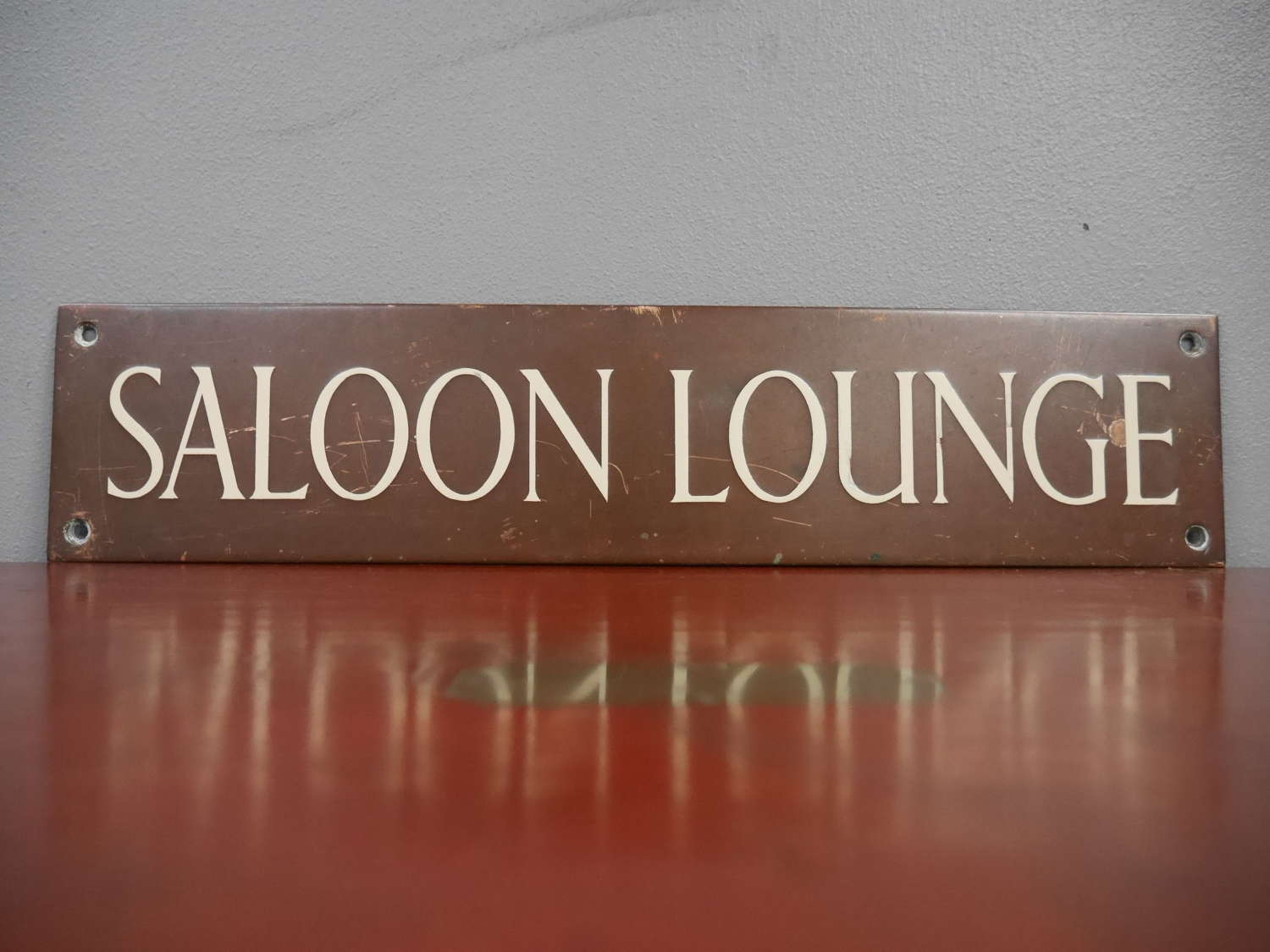 Saloon Lounge