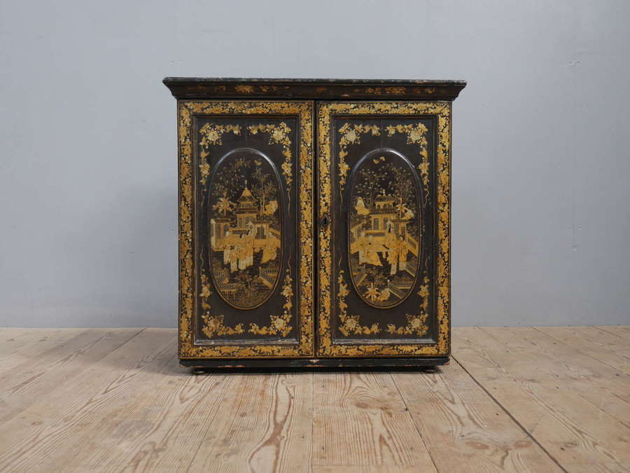 Chinese Export Chinoiserie Cabinet