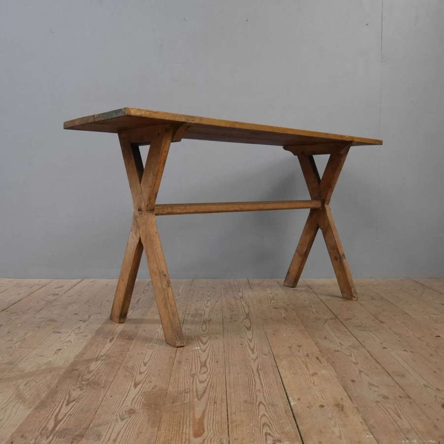 19th Century X Frame Tavern Table In Original Paint