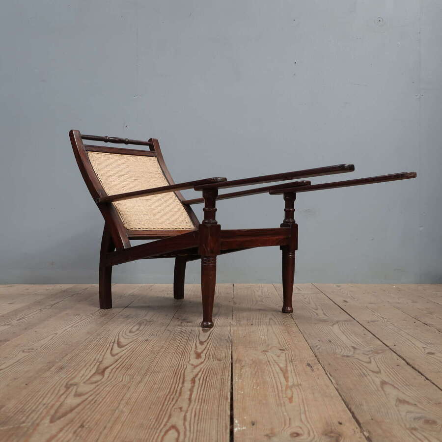 Diminutive Childs Plantation Chair