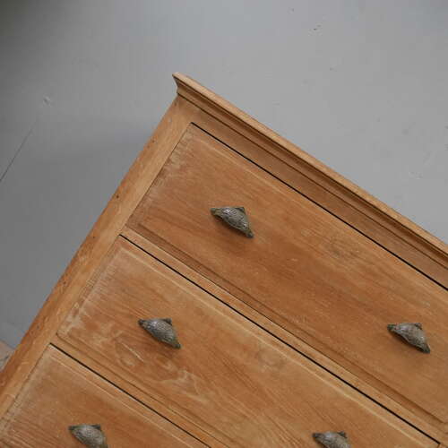 Bank of Oak Drapers Drawers